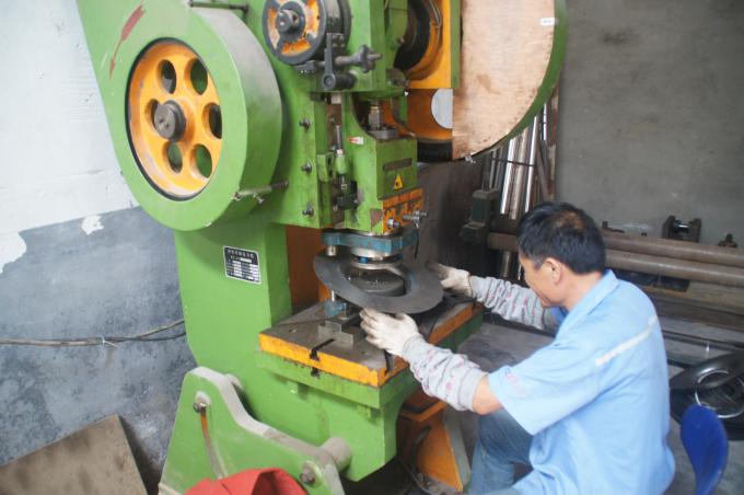 Qingdao Luox Energy Saving Equipment Co., Ltd linia produkcyjna fabryki 1