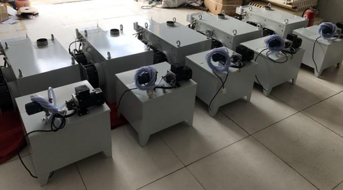 120000 Btu / H Grzejnik dla hodowli drobiu Wisiący Typ 8 Bar Ciśnienie robocze 0